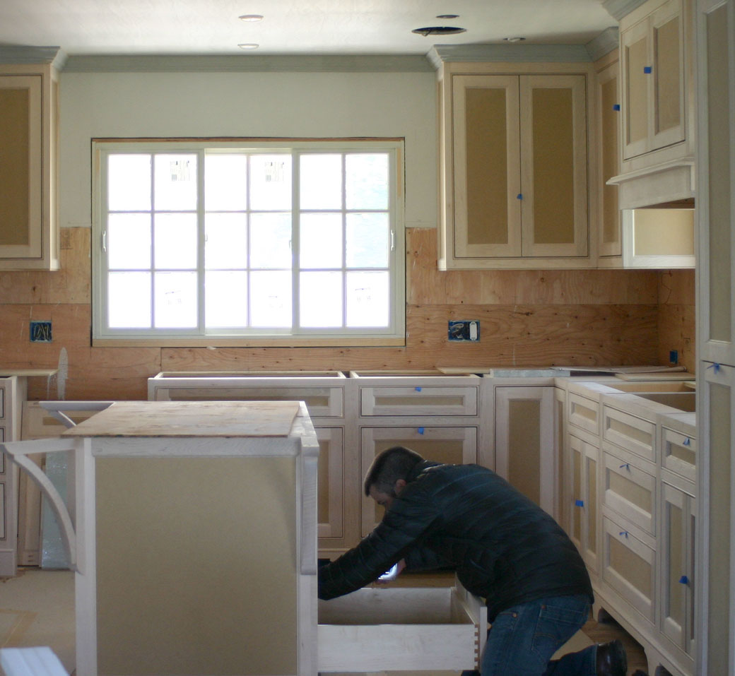 kevin---measuring-cabinetry