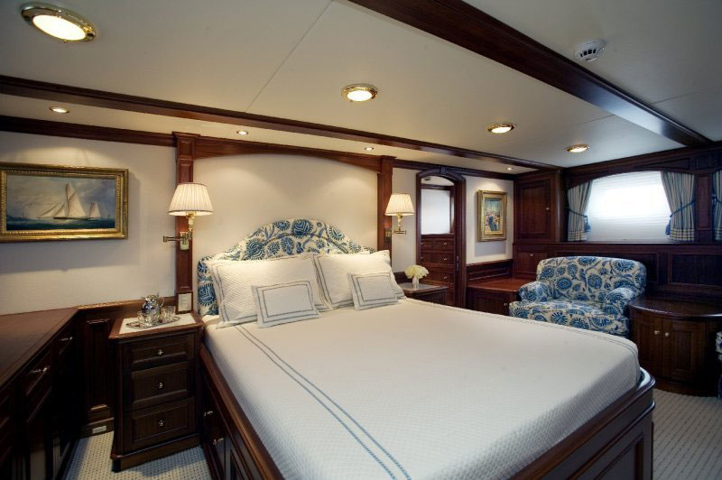 cassiopeia-owners-stateroom-1
